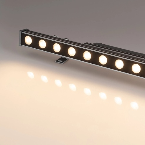 Линейный прожектор AR-LINE-760-18W Warm2700 (GR, 15x60 deg, 230V) (Arlight, IP65 Металл, 3 года)
